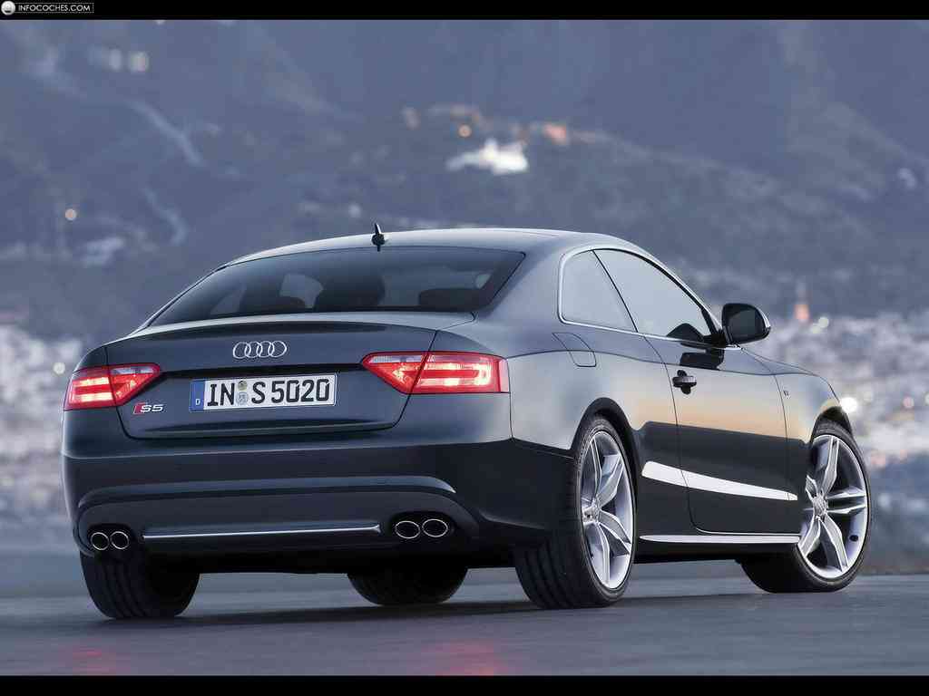 Audi S5 trasera impresionante