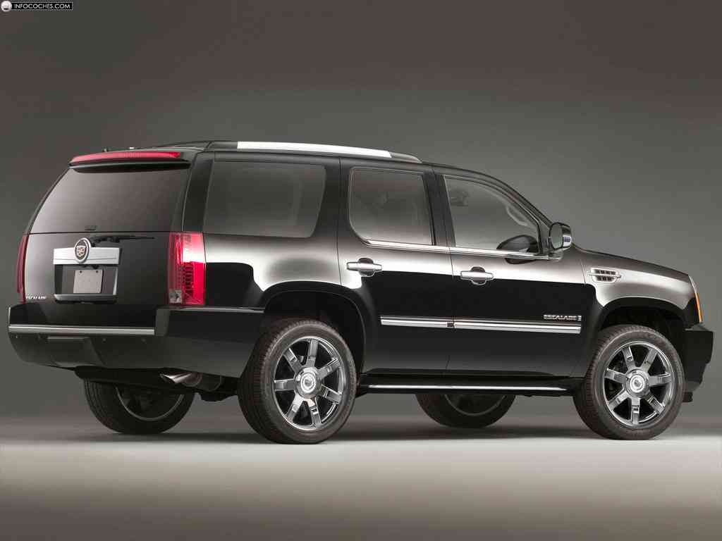 Cadillac Escalade 2007 color negro