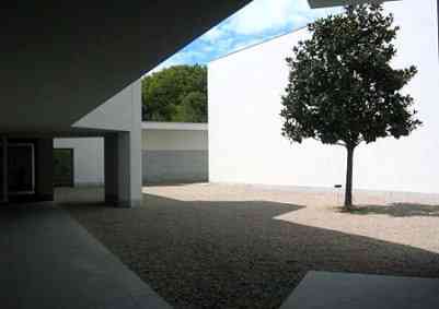 Fundaçao Serralves de Porto interior