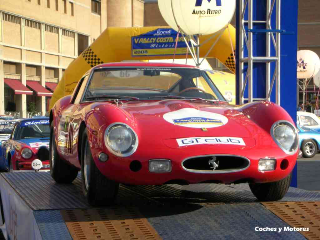 Exposición Auto Retro, coches de rally clásicos: Ferrari