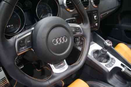 Audi TTS en Naranja