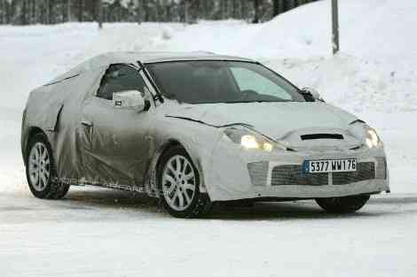 Fotos espía del Renault Laguna Coupé en la nieve