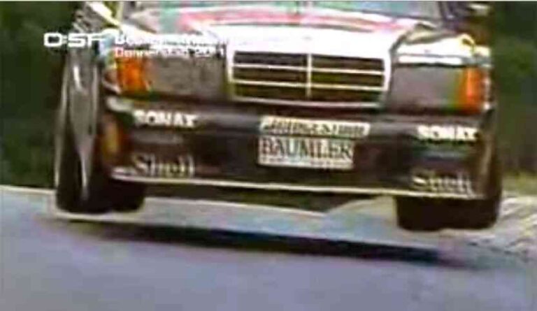 Espectacular vídeo de saltos de coches