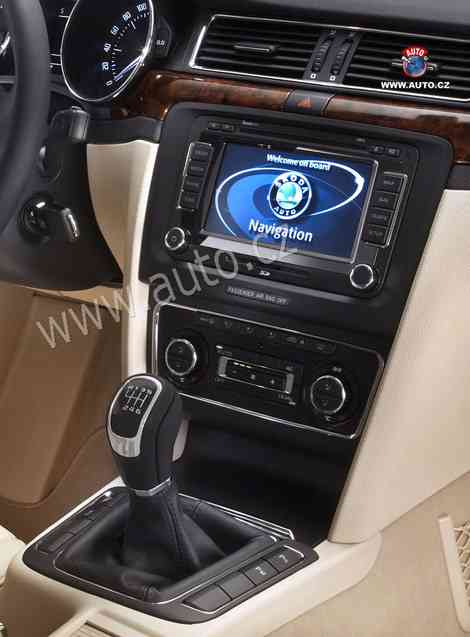Skoda Superb interior: Navegador
