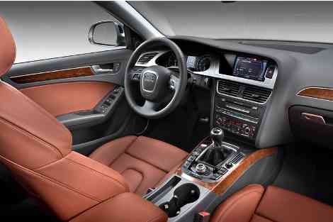El interior del nuevo Audi A4 Avant, en su acabado Ambiente