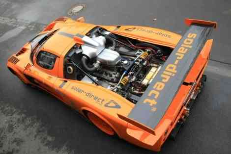 Detalle de la tapa del motor abierta en el MC12 Corsa por Edo