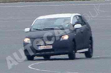 Probando las suspensiones del próximo Toyota Corolla o Auris Verso