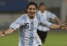 Messi le ganó la partida a Ronaldinho