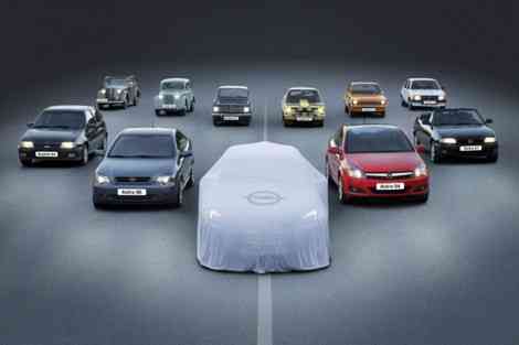 Foto de familia de la historia del Opel Astra, incluyendo el de 2009