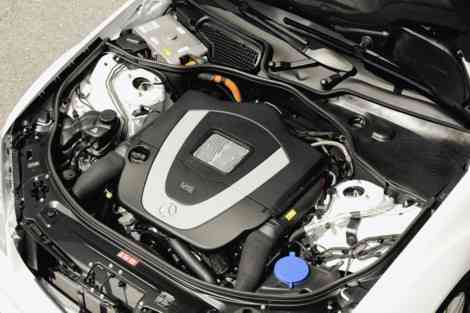 El motor híbrido adicional sólo suma 75 kilos