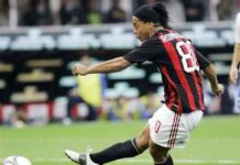 Ronaldinho ya pide subidas de sueldo