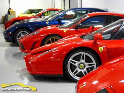 Sólo unos cuantos de los infinitos Ferrari del Sultán de Michigan