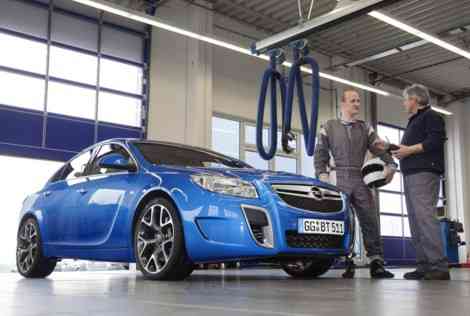 El Opel Insignia OPC completa los 10.000 km en Nürburgring