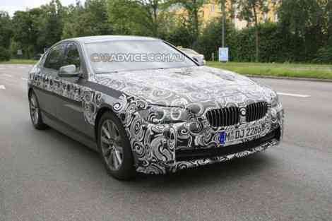 BMW Serie 5 2010, fotos espía con menos camuflaje