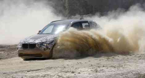 El BMW X1 camuflado, fotos oficiales
