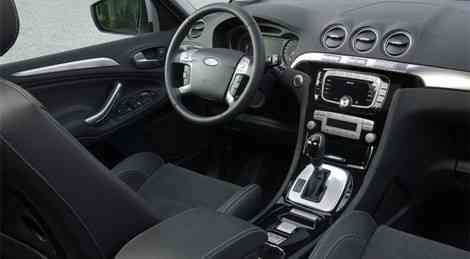 El interior del nuevo Ford S-Max tiene un aspecto moderno y desenfadado