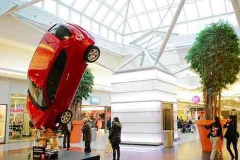 La publicidad de Alfa Romeo durante el Salón de Bruselas 21