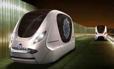 La ciudad del futuro con el coche del futuro 9