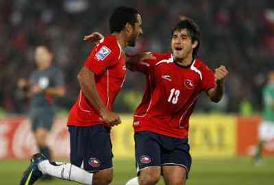 Beasejour marca con Chile en el Mundial