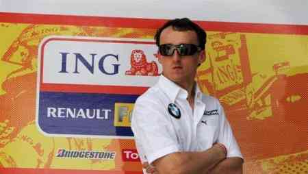 Robert Kubica renueva con Renault