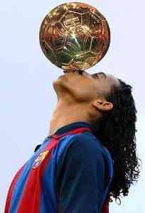Ronaldinho vuelve al Camp Nou 5