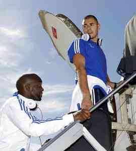 benzema titular ante el auxerre