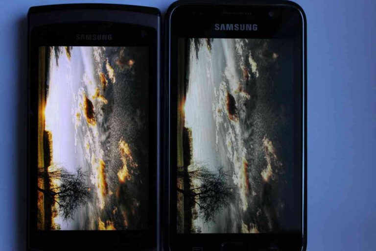 Guerra de pantallas: Super AMOLED Vs Super Clear LCD