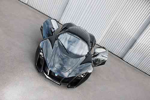 Coche de lujo ruso, el Marussia B2 9