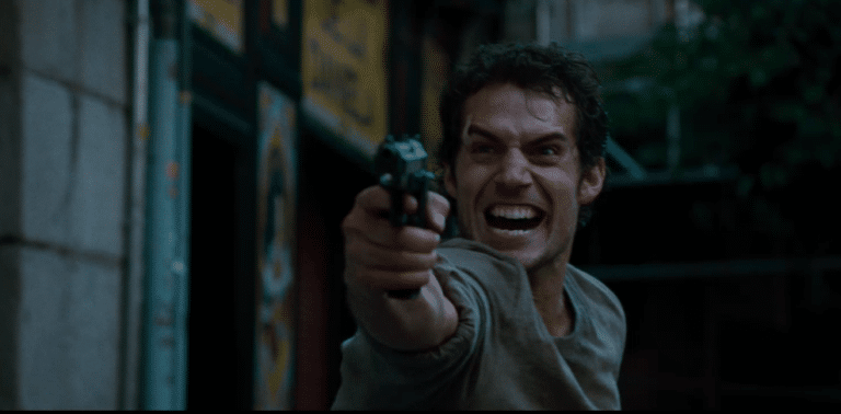 Tráiler de ‘The Cold Light of Day’, con Bruce Willis y Henry Cavill