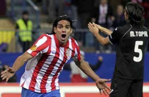 Falcao mete gol frente al Valencia