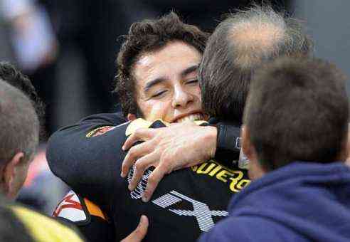 marquez logra la victoria en estoril
