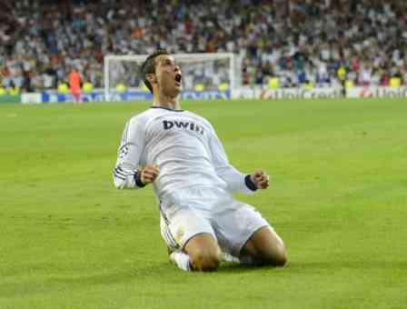 ronaldo celebra su gol ante el manchester city