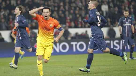 xavi celebra un gol en paris