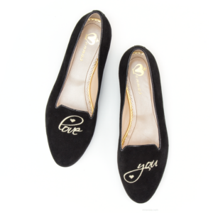 Monnas la marca de zapatos slippers llega a España 52