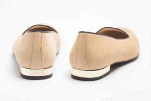 Monnas la marca de zapatos slippers llega a España 59