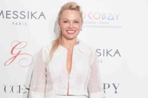 La VII Global Gift Gala París premia la labor filantrópica de Orianne Collins, Pamela Anderson y Valerie Messika 11