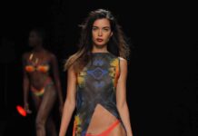 El colorido vibrante de la India, los corales, la lava y el Dios del Sol egipcio inspiran la moda 386
