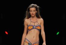 El colorido vibrante de la India, los corales, la lava y el Dios del Sol egipcio inspiran la moda 442