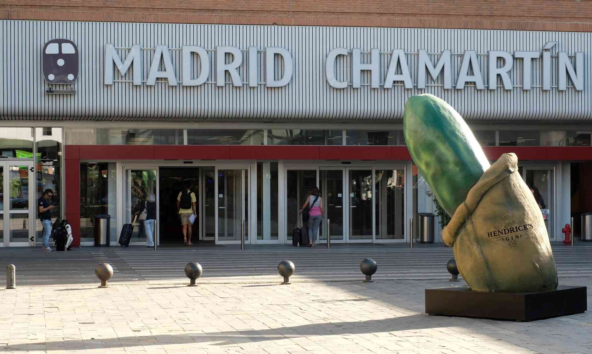 Madrid amanece verde con motivo del Día Mundial del Pepino 7