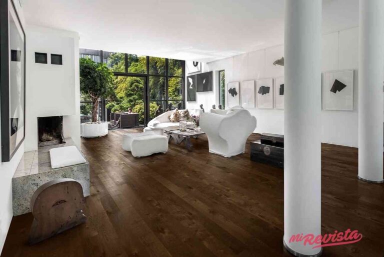 Las tarimas de roble con acabado ahumado destacadas entre las novedades Karelia