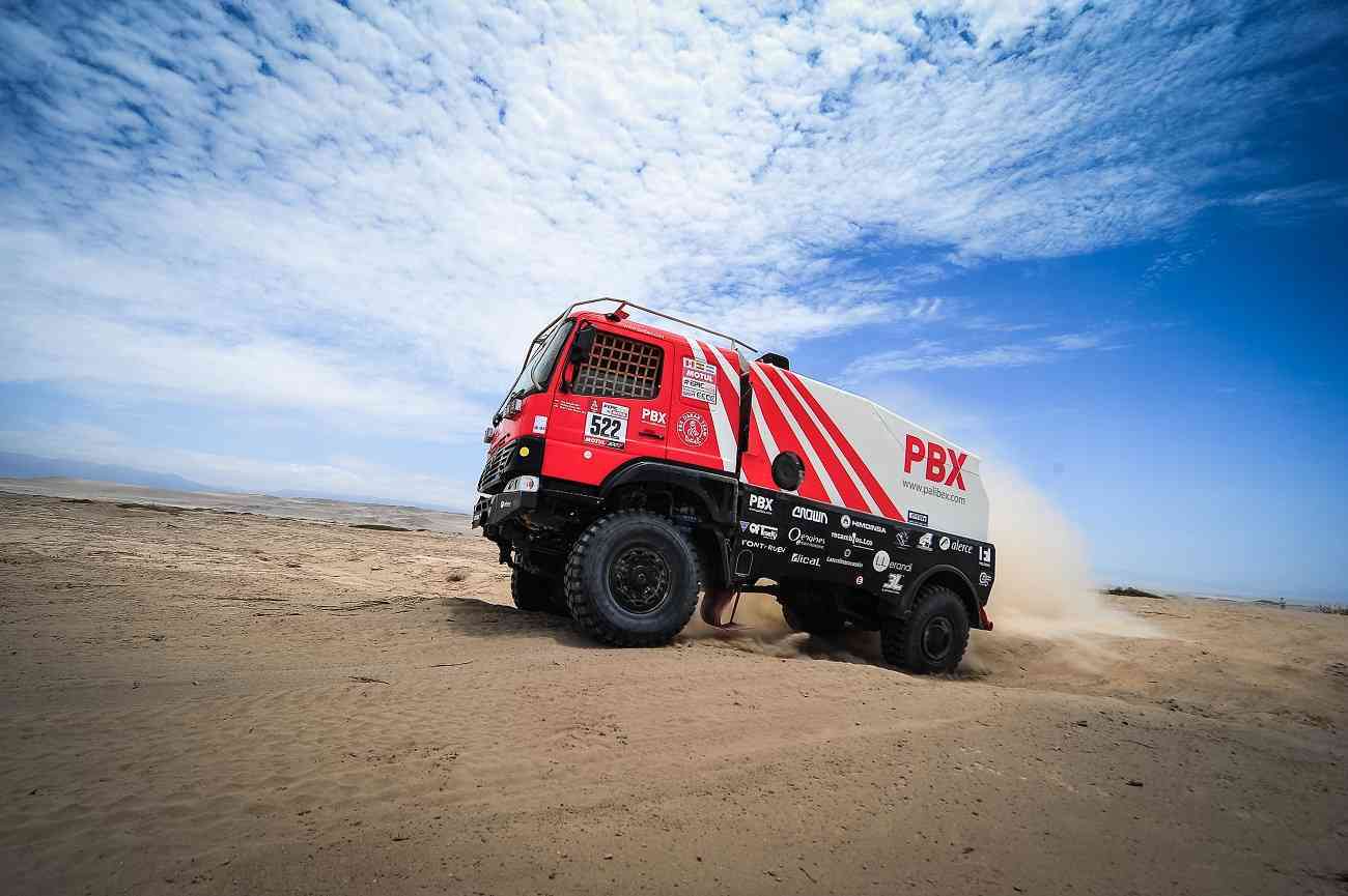 El equipo de camiones Palibex finaliza con éxito el Dakar 2