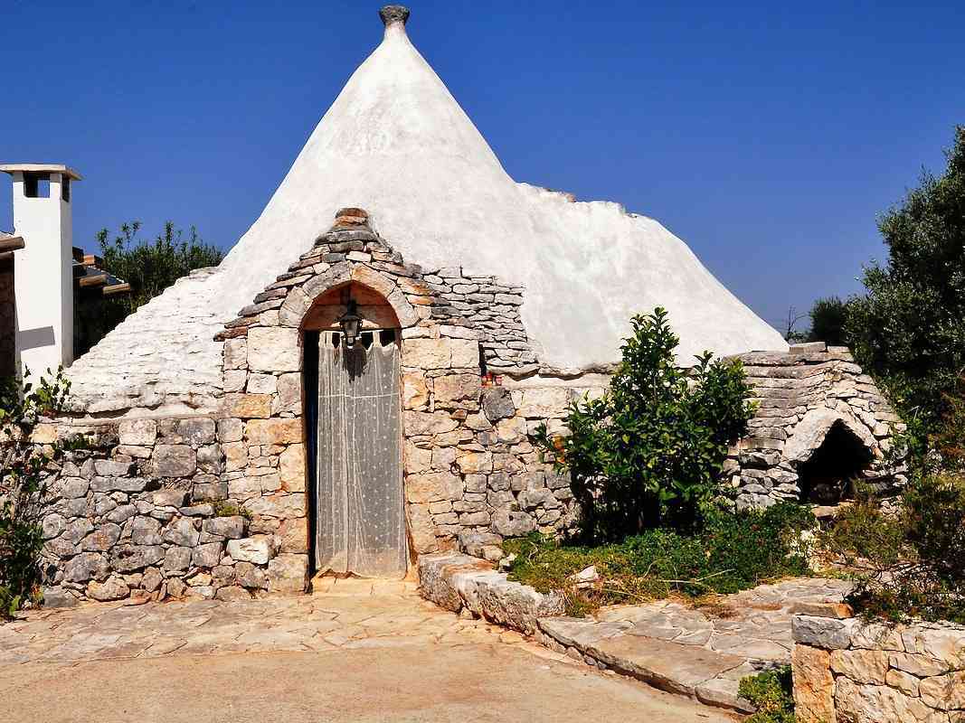 7 cosas que debes conocer sobre las enigmáticas construcciones de los Trulli 2
