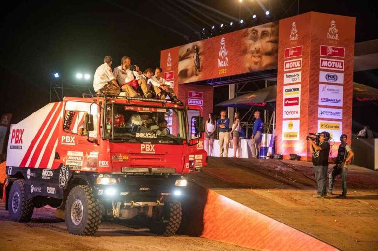 Los camiones de Palibex terminan el Dakar 2019