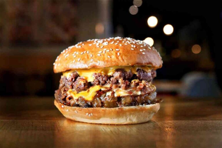 Goiko Grill crea una hamburguesa especial para el clásico