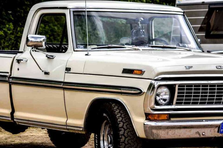 El envejecimiento del parque automovilístico, el principal problema del medio ambiente y los accidentes en carretera