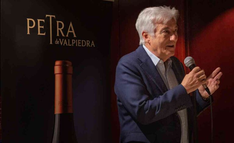 Finca Valpiedra presenta Petra de Valpiedra, su nuevo vino 100% garnacha Finca Valpiedra presenta Petra de Valpiedra, su nuevo vino 100% garnacha