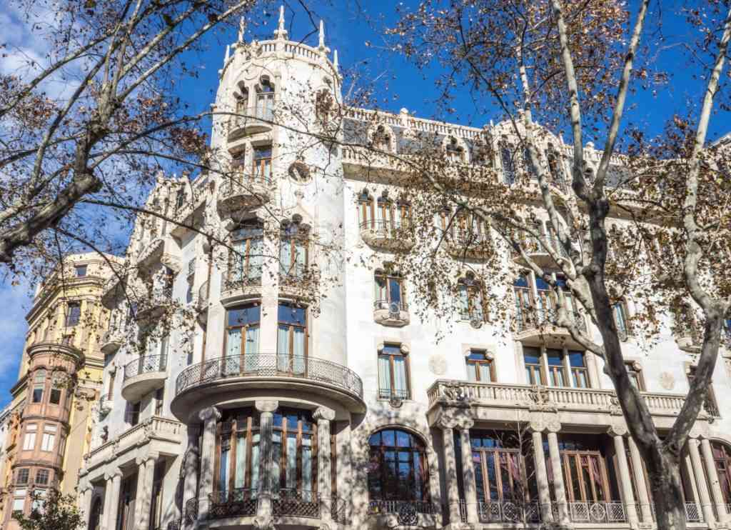 Razones por las que invertir en inmuebles en Barcelona 2