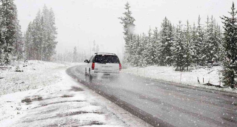 Consejos para mejorar la conducción con nieve o hielo Consejos para mejorar la conducción con nieve o hielo