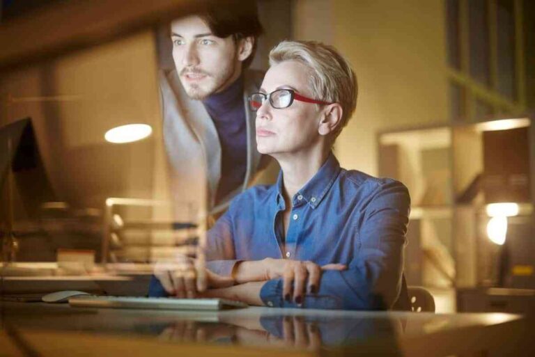«La controversia de la edad a la hora de contratar» «La controversia de la edad a la hora de contratar»