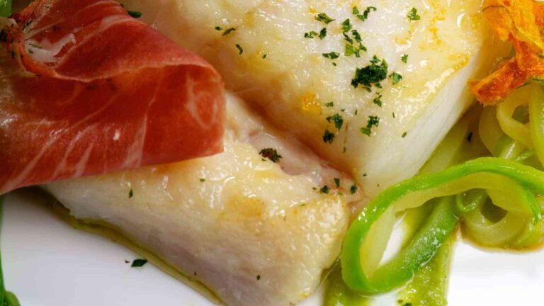 Merluza rellena de jamón ibérico al horno